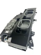 Land Rover Rear Brake and Turn Signal Light Assy LR181021 - Image 3