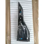 Land Rover Rear Brake and Turn Signal Light Assy LR173197 - Image 5